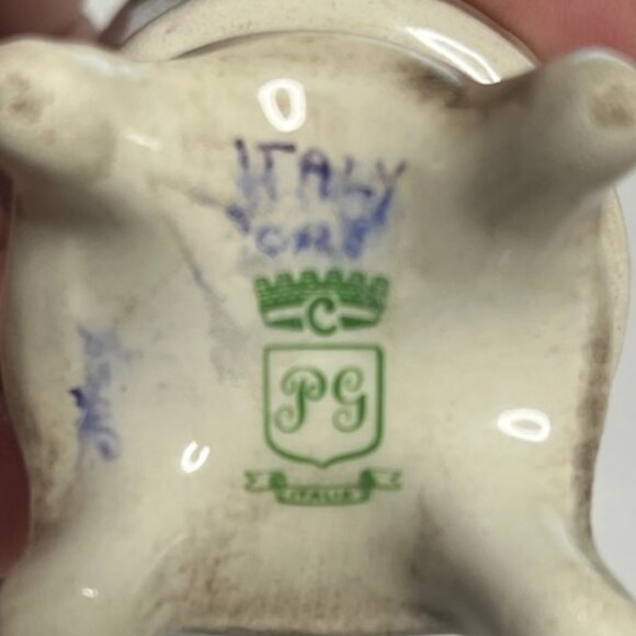 VTG PG Italy Porcelain Floral Footed Tea/Coffee Cup Unique Handle 3.5" Tall - Picture 9 of 14